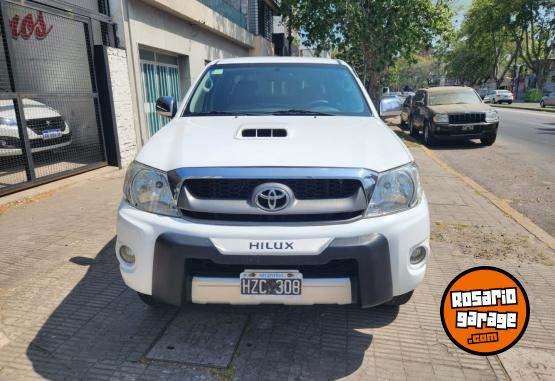 Camionetas - Toyota HILUX SRV 3.0 4X4 2009 Diesel 260000Km - En Venta