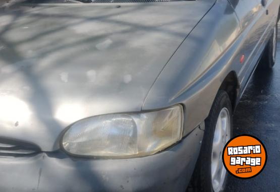 Autos - Ford Escort 1999 Diesel 99999Km - En Venta