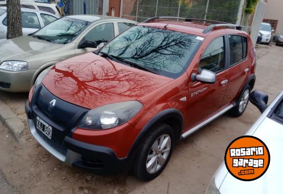 Autos - Renault sandero 2011 Nafta 137000Km - En Venta