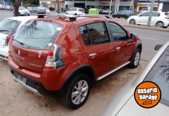 Autos - Renault sandero 2011 Nafta 137000Km - En Venta