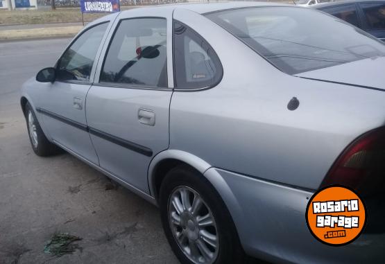 Autos - Chevrolet vectra 1998 GNC 250000Km - En Venta