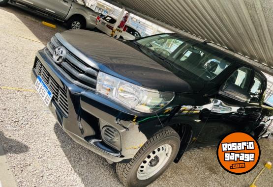 Camionetas - Toyota Toyota hilux 2024 Diesel 2000Km - En Venta