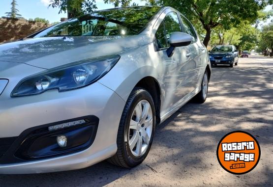 Autos - Peugeot 308 allure 2017 Nafta 106000Km - En Venta