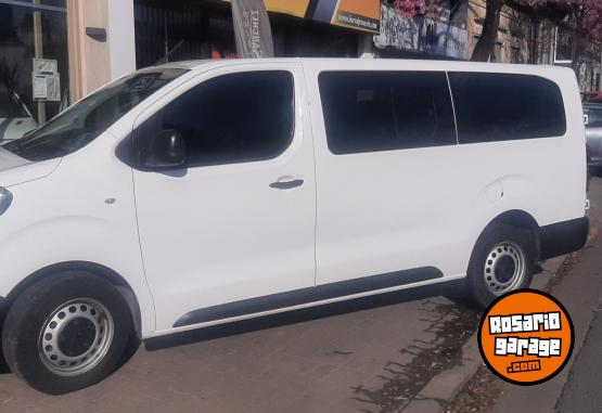 Utilitarios - Peugeot Expert 2018 Diesel 100000Km - En Venta