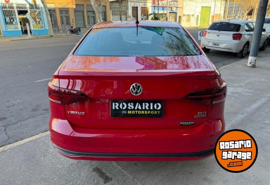 Autos - Volkswagen Virtus 2018 Nafta 90000Km - En Venta