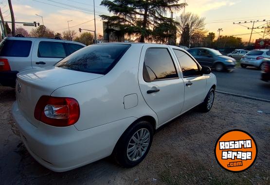 Autos - Fiat SIENA 2013 Nafta 120000Km - En Venta