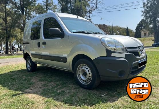 Utilitarios - Renault Kangoo 1.5 dci furgon 5as 2016 Diesel 201000Km - En Venta