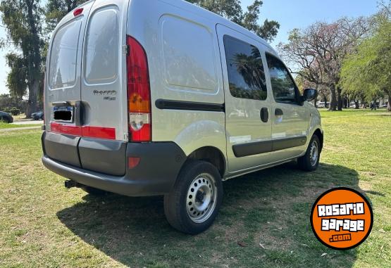 Utilitarios - Renault Kangoo 1.5 dci furgon 5as 2016 Diesel 201000Km - En Venta