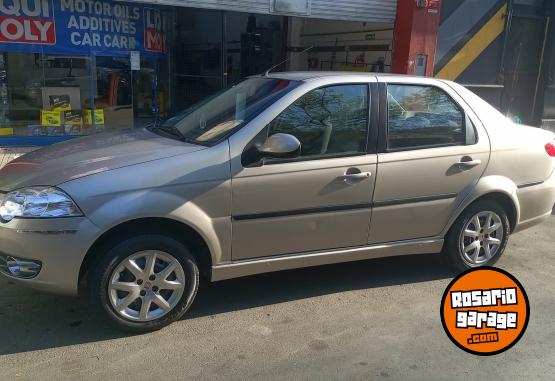 Autos - Fiat Siena 2011 GNC 176000Km - En Venta