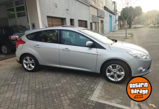 Autos - Ford FOCUS SE PLUS 2.0 2014 Nafta 98000Km - En Venta