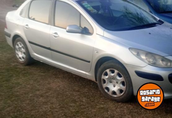 Autos - Peugeot 307 2009 Nafta 250000Km - En Venta