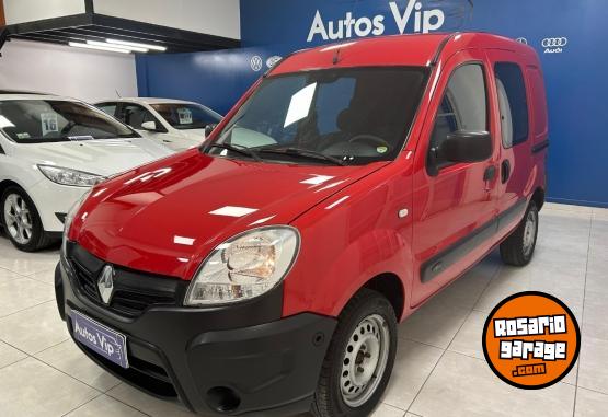 Utilitarios - Renault KANGOO - 5 ASIENTOS 1.6 2017 Nafta 150000Km - En Venta