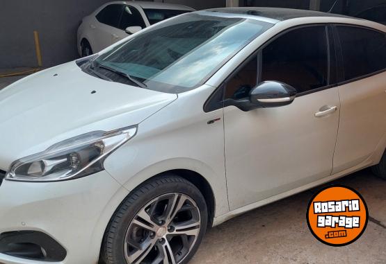 Autos - Peugeot 208 GT 2017 Nafta 67515Km - En Venta