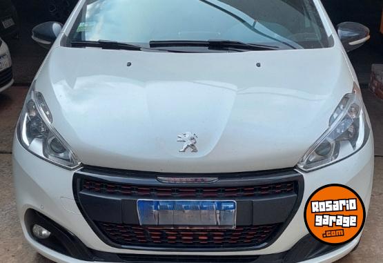 Autos - Peugeot 208 GT 2017 Nafta 67515Km - En Venta