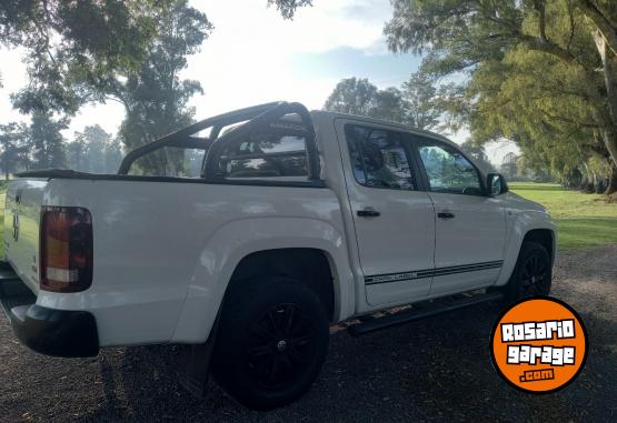 Camionetas - Volkswagen Amarok 2015 Diesel 180000Km - En Venta