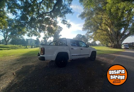 Camionetas - Volkswagen Amarok 2015 Diesel 180000Km - En Venta