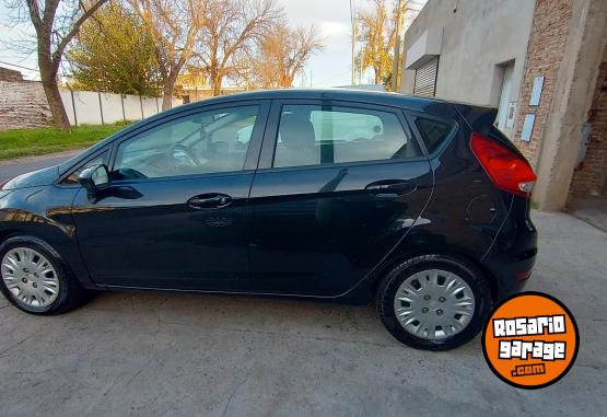 Autos - Ford FIESTA PERMUTO FINANCIO 2015 GNC 125000Km - En Venta