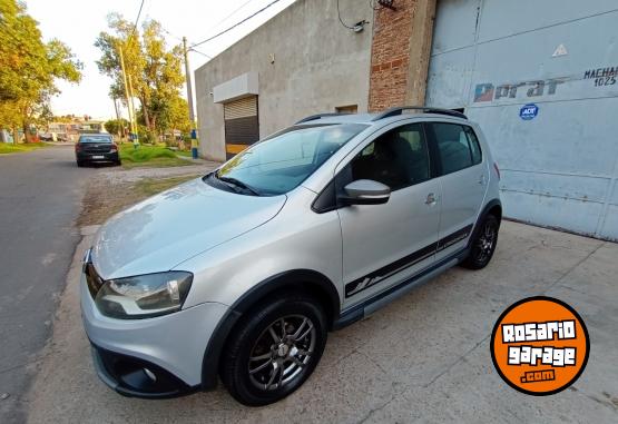 Autos - Volkswagen CROSS FOX PERMUTO 2012 Nafta 125000Km - En Venta