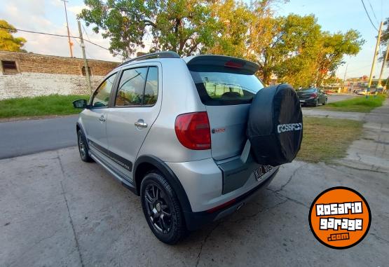 Autos - Volkswagen CROSS FOX PERMUTO 2012 Nafta 125000Km - En Venta