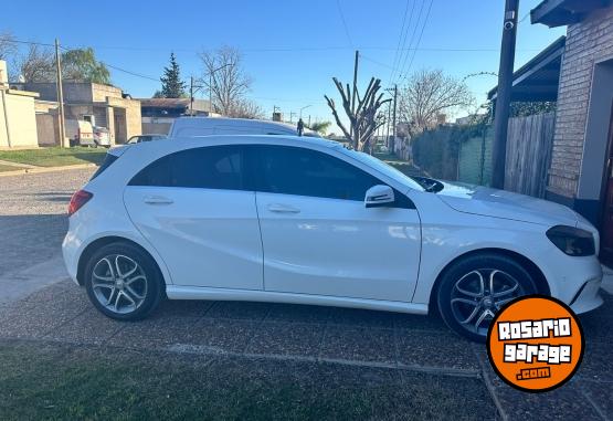 Autos - Mercedes Benz A200 2017 Nafta 126000Km - En Venta