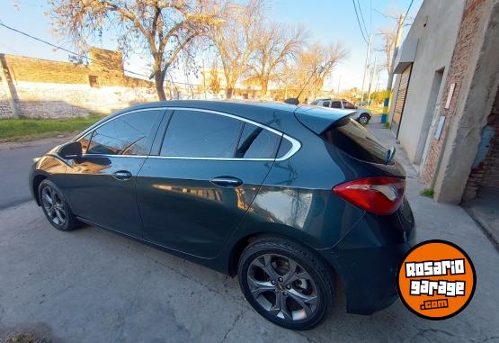 Autos - Chevrolet CRUZE LTZ PERMUTO 2017 Nafta 92000Km - En Venta