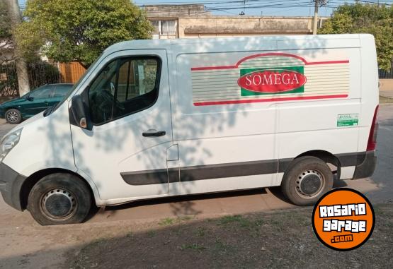 Utilitarios - Renault Master 2017 Diesel 320000Km - En Venta