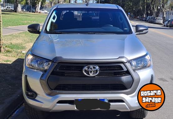 Camionetas - Toyota Hilux Sr 2.4 2022 Diesel 20300Km - En Venta