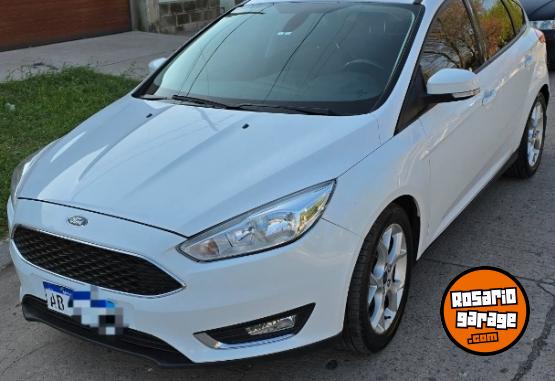 Autos - Ford Focus / SE Plus 2017 Nafta 121000Km - En Venta