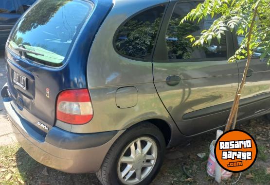 Autos - Renault Scenic megane 2001 Diesel 330000Km - En Venta