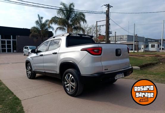 Camionetas - Fiat Toro Freedom 2.0 16V AT9 2018 Diesel 87400Km - En Venta