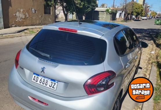 Autos - Peugeot 208 FELINE 2019 Nafta 51000Km - En Venta