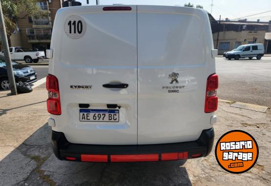 Utilitarios - Peugeot Expert hdi furgon mixto 2021 Diesel 110000Km - En Venta