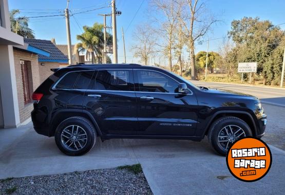 Camionetas - Jeep Grand Cherokee 3.6 ltd 2018 Nafta 120000Km - En Venta