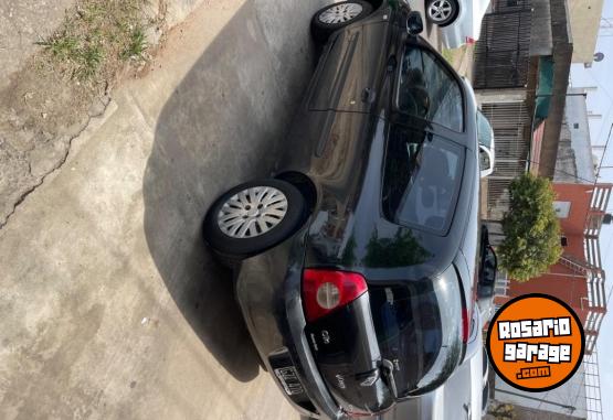 Autos - Renault Clio 2008 Nafta 144000Km - En Venta