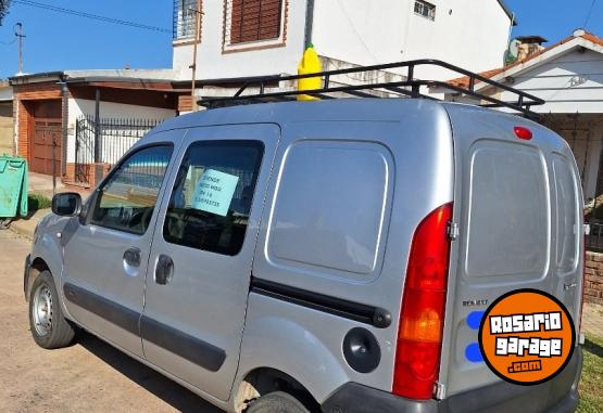 Utilitarios - Renault Kangoo 2016 Nafta 120000Km - En Venta