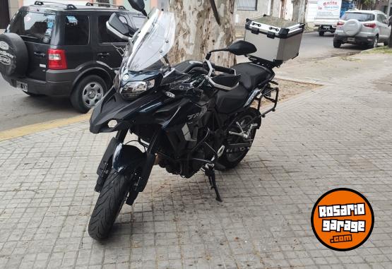 Motos - Benelli Trk502 2023 Nafta 1600Km - En Venta