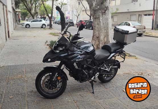 Motos - Benelli Trk502 2023 Nafta 1600Km - En Venta