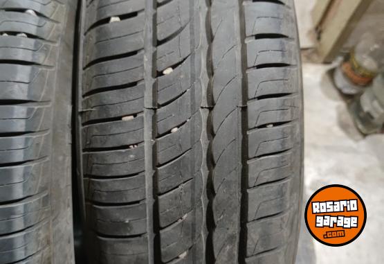 Accesorios para Autos - 185 60 15 *** 2 CUBIERTAS PIRELLI CASI NUEVAS $180.000 El Par No Bajo Precio! - En Venta