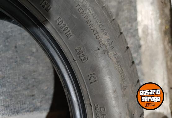 Accesorios para Autos - 185 60 15 *** 2 CUBIERTAS PIRELLI CASI NUEVAS $180.000 El Par No Bajo Precio! - En Venta