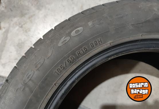 Accesorios para Autos - 185 60 15 *** 2 CUBIERTAS PIRELLI CASI NUEVAS $180.000 El Par No Bajo Precio! - En Venta