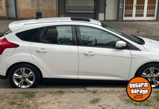 Autos - Ford focus 2015 Nafta 180000Km - En Venta