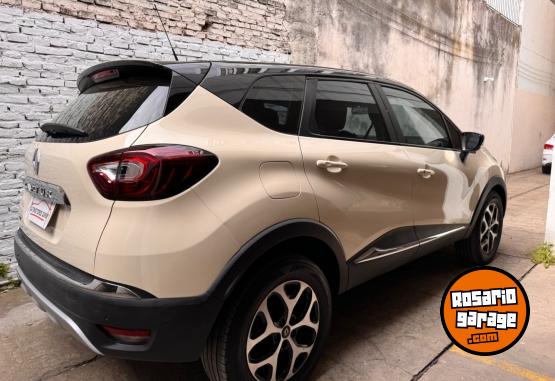 Autos - Renault Captur 2018 Nafta 85000Km - En Venta