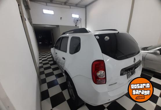 Autos - Renault Duster Tech Road 2015 GNC 140000Km - En Venta