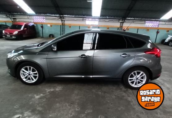 Autos - Ford XH Focus 5P 1.6L N MT S 2015 Nafta 80000Km - En Venta