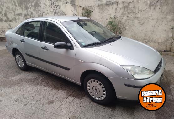 Autos - Ford Focus 2004 Nafta 170000Km - En Venta