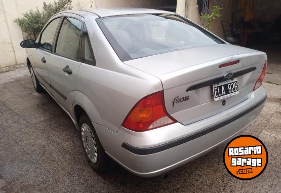 Autos - Ford Focus 2004 Nafta 170000Km - En Venta