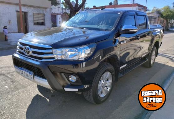 Camionetas - Toyota HILUX 4X4 SRV 2.8 TDI 2017 Diesel 120000Km - En Venta