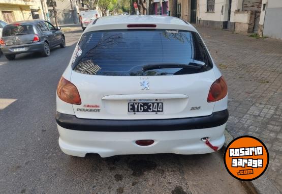 Autos - Peugeot 206 2005 Diesel 111111Km - En Venta