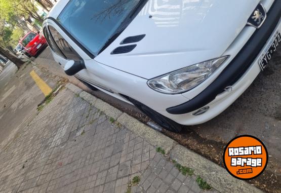 Autos - Peugeot 206 2005 Diesel 111111Km - En Venta