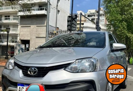 Autos - Toyota Etios X 2018 Nafta 65000Km - En Venta